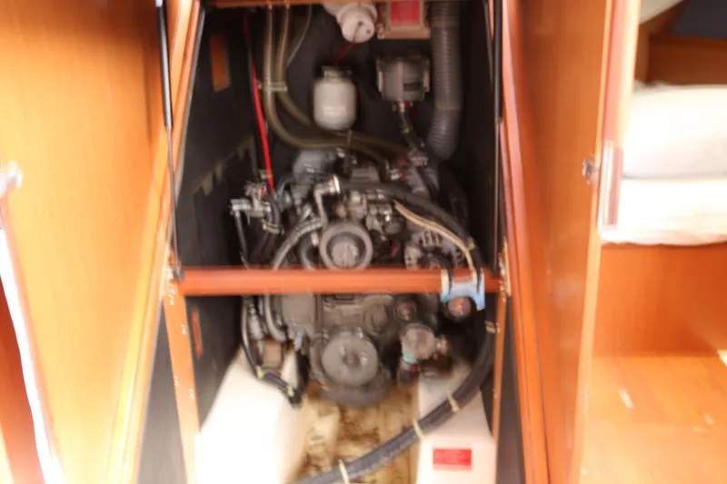 Slide: The Image of Yanmar 40HP diesel w/saildrive - 20