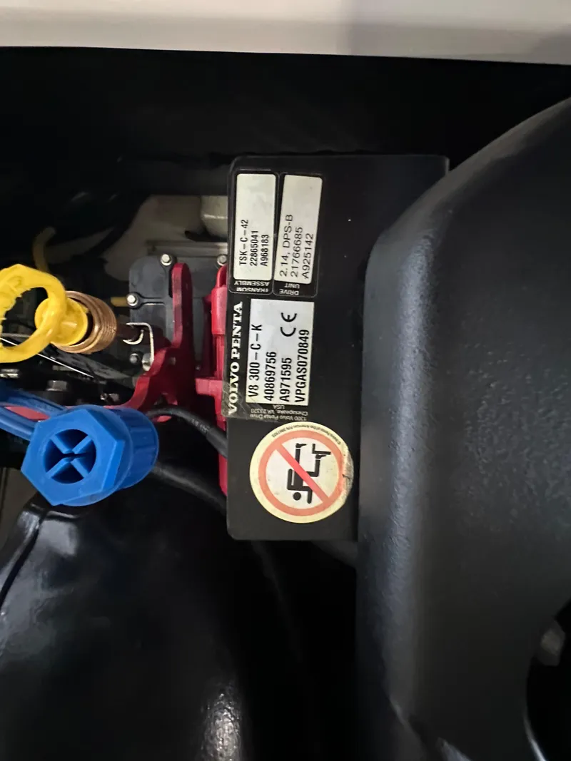 Slide: The Image of Chaparral 244 Sunesta 2018 - 57