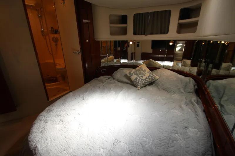 Slide: The Image of Sea Ray 550 Sundancer 2003 - 59