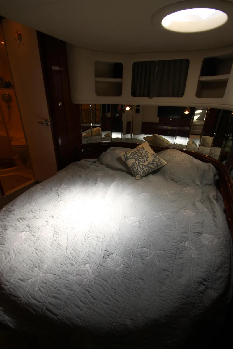 Slide: The Image of Sea Ray 550 Sundancer 2003 - 60