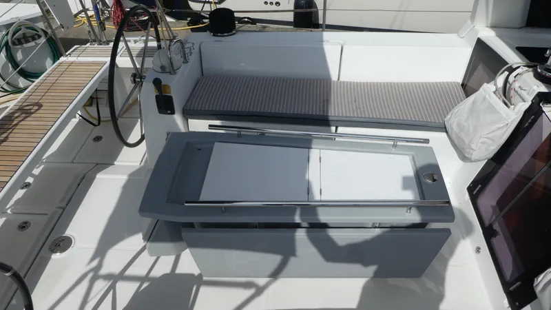 Slide: The Image of Beneteau Oceanis 41 2014 - 59