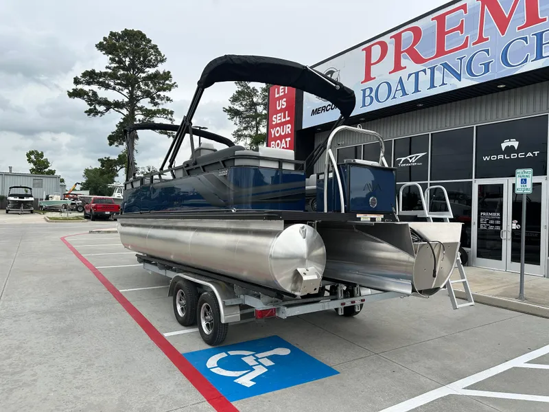 Slide: The Image of Avalon VNT85 QL23T 2025 - 10