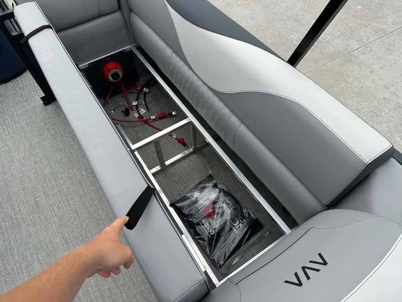 Slide: The Image of Avalon VNT85 QL23T 2025 - 23