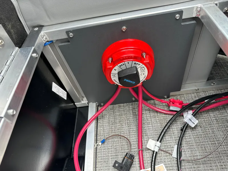 Slide: The Image of Avalon VNT85 QL23T 2025 - 24