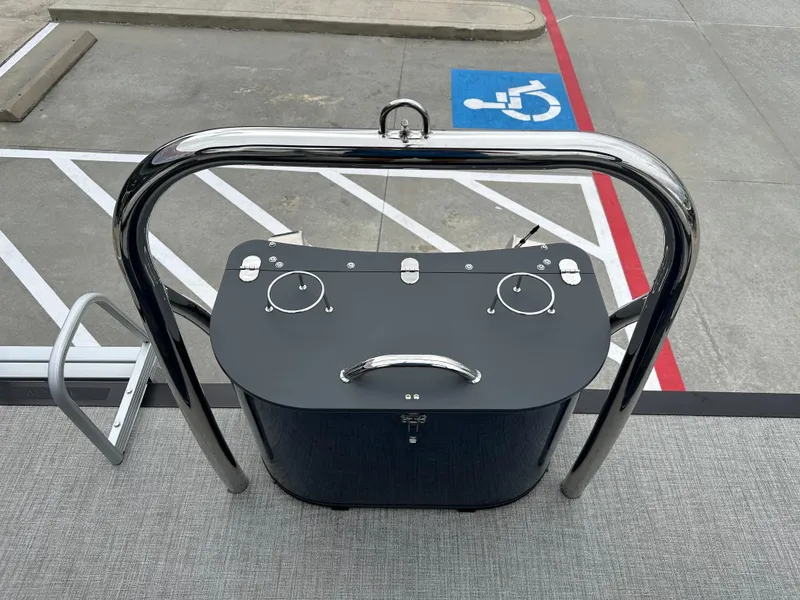 Slide: The Image of Avalon VNT85 QL23T 2025 - 31