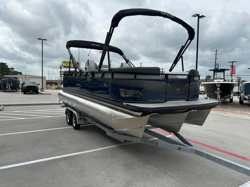 Slide: The Image of Avalon VNT85 QL23T 2025 - 6