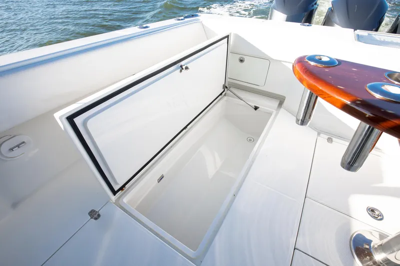 Slide: The Image of SeaVee 43 Hard Four - Exterior Cockpit - 13