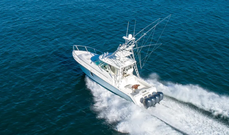 Slide: The Image of SeaVee 43 Hard Four - Exterior Profile - 29