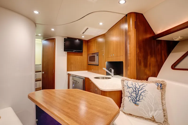 Slide: The Image of SeaVee 43 Hard Four - Interior Cabin - 3