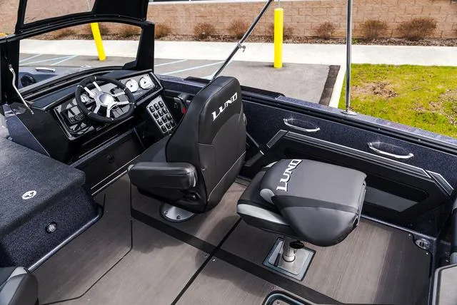 Slide: The Image of Lund 202 PRO-V GL Sport 2025 - 20