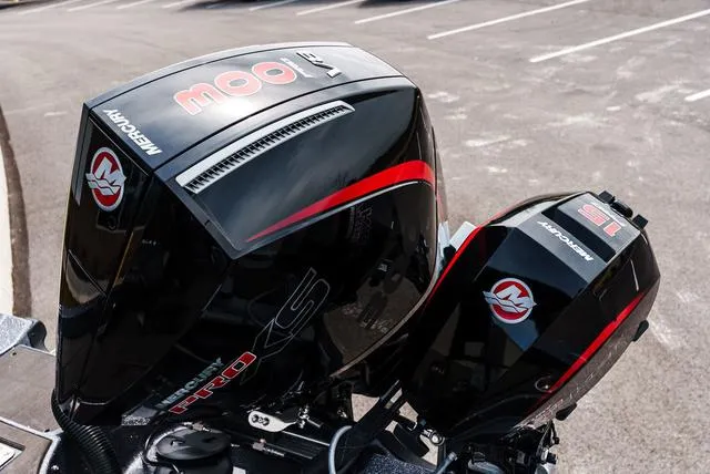 Slide: The Image of Lund 202 PRO-V GL Sport 2025 - 5