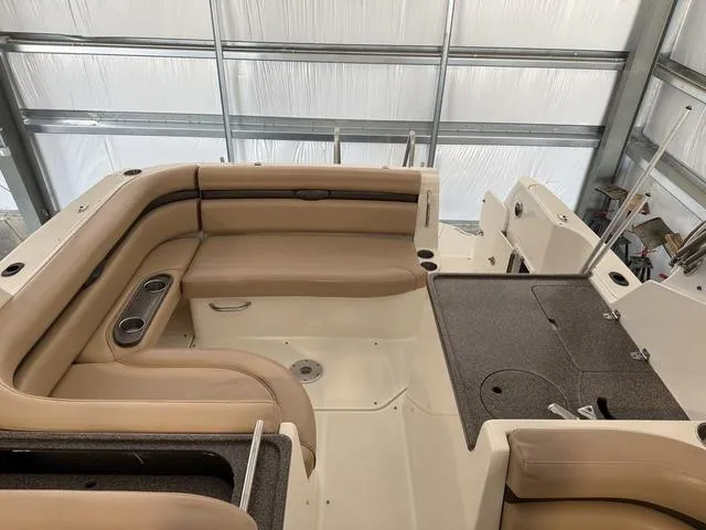 Slide: The Image of Rinker 280 Express Cruiser 2009 - 14