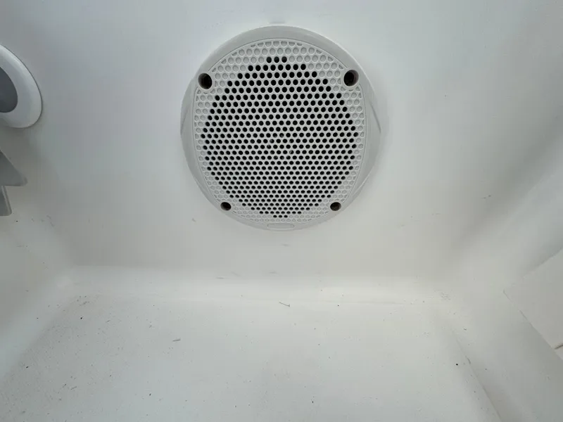 Slide: The Image of Boston Whaler Conquest 23 1999 - 53