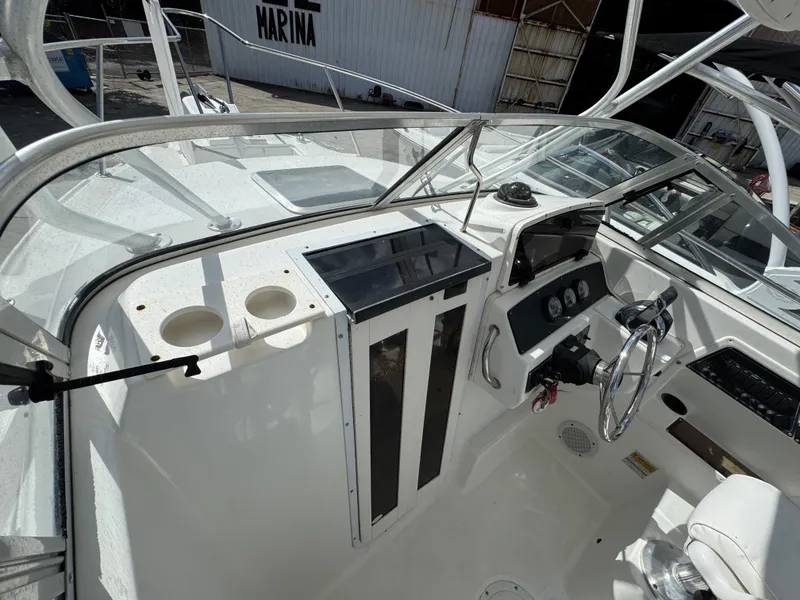 Slide: The Image of Boston Whaler Conquest 23 1999 - 58