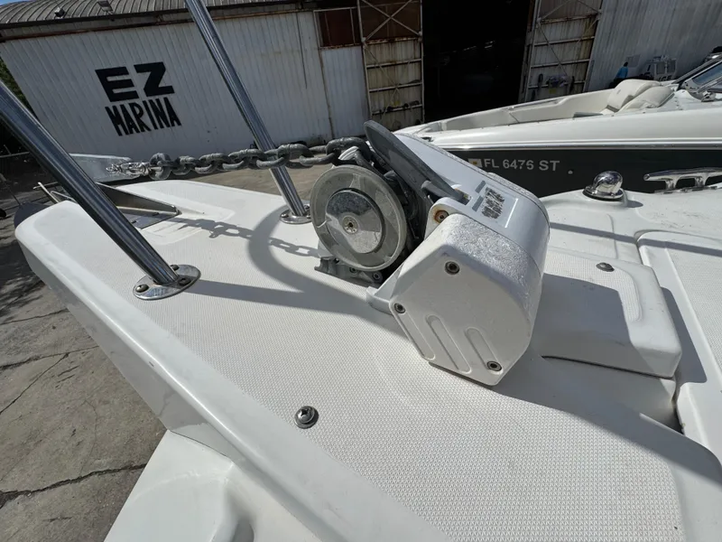 Slide: The Image of Boston Whaler Conquest 23 1999 - 69