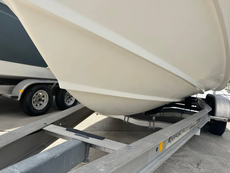 Slide: The Image of Boston Whaler Conquest 23 1999 - 75