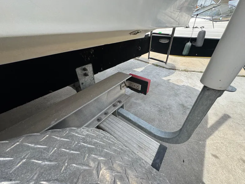 Slide: The Image of Boston Whaler Conquest 23 1999 - 82