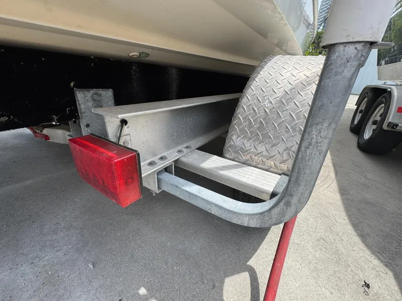 Slide: The Image of Boston Whaler Conquest 23 1999 - 85