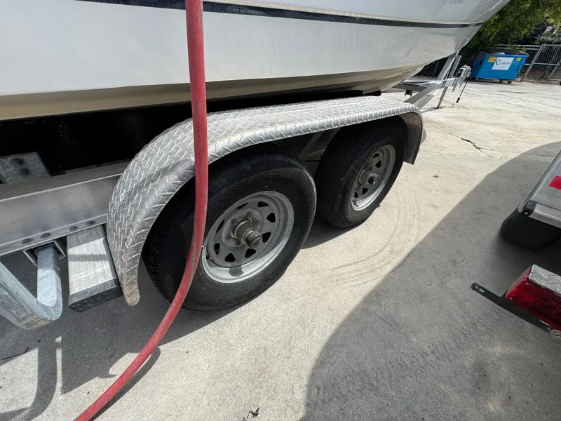 Slide: The Image of Boston Whaler Conquest 23 1999 - 86