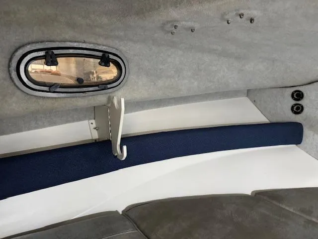 Slide: The Image of Boston Whaler Conquest 23 1999 - 97