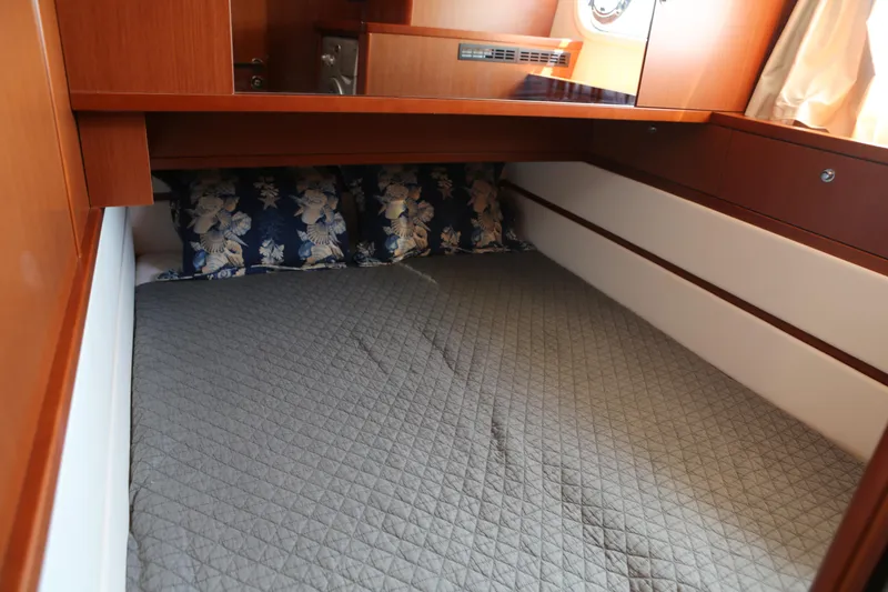 Slide: The Image of Port side guest cabin - 21