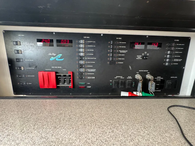 Slide: The Image of Sea Ray 500 Sundancer 1999 - 51