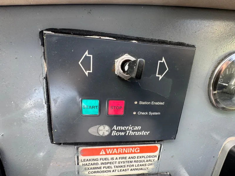 Slide: The Image of Sea Ray 500 Sundancer 1999 - 79