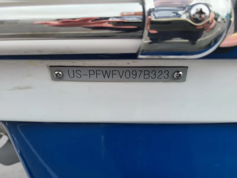 Slide: The Image of 2023 Four Winns H4 boat identification plate with serial number. - 4