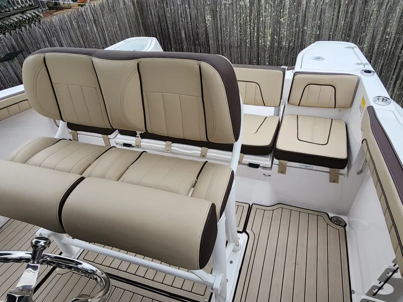 Slide: The Image of Yamaha 255 FSH Sport E 2022 - 4