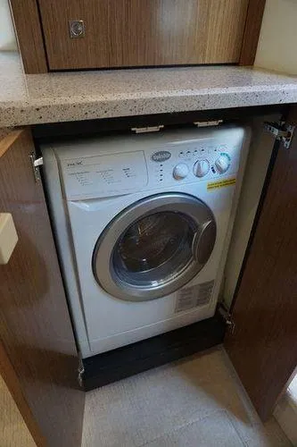 Slide: The Image of Cruisers Yachts 48 Cantius 2014 - 17