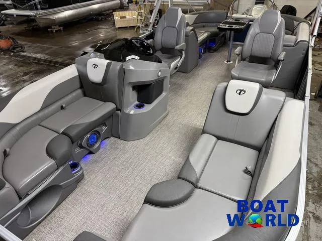 Slide: The Image of Tahoe LTZ 2385 Quad Lounge Tritoon Pontoon & Honda 4-Str 2022 - 32