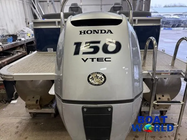 Slide: The Image of Tahoe LTZ 2385 Quad Lounge Tritoon Pontoon & Honda 4-Str 2022 - 43