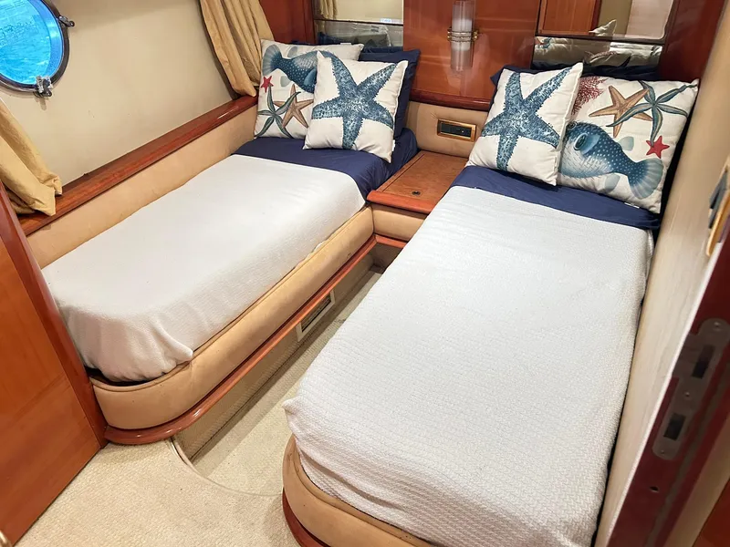 Slide: The Image of Azimut 62 2006 - 69