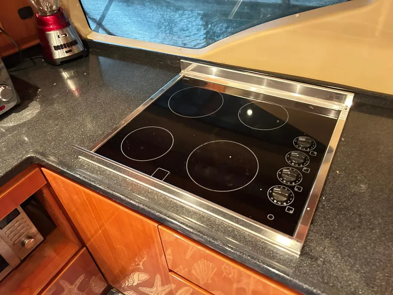 Slide: The Image of Azimut 62 2006 - 80