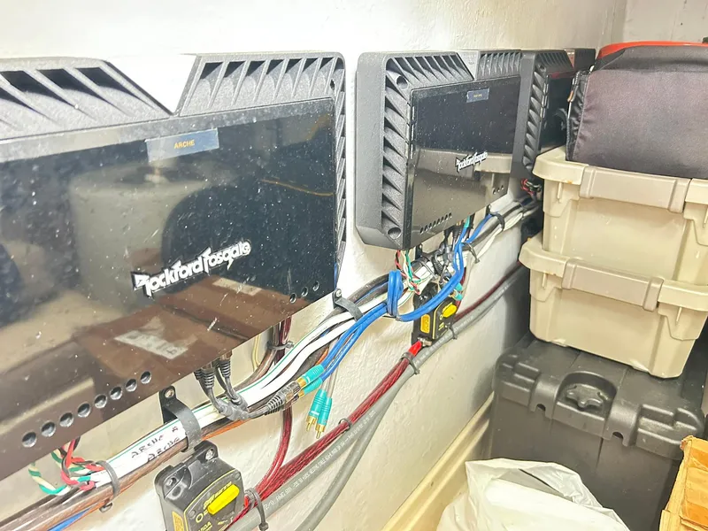 Slide: The Image of Azimut 62 2006 - 88