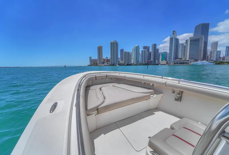 Slide: The Image of Edgewater 38CC 2007 - 17