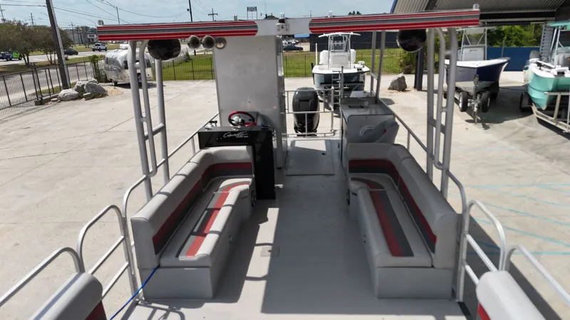 Slide: The Image of Custom 32 Tri Toon 2012 - 29