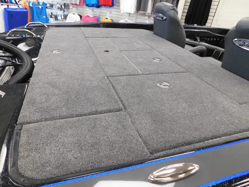 Slide: The Image of Phoenix Bass Boat 819 Pro XP 2025 - 11