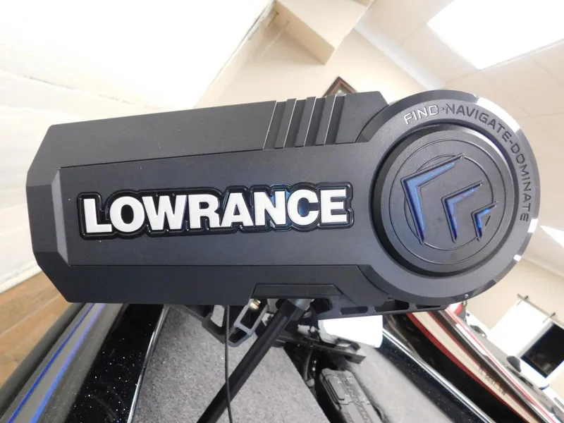 Slide: The Image of Phoenix Bass Boat 819 Pro XP 2025 - 3