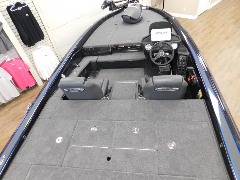 Slide: The Image of Phoenix Bass Boat 819 Pro XP 2025 - 35