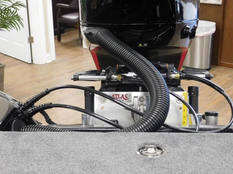 Slide: The Image of Phoenix Bass Boat 819 Pro XP 2025 - 40