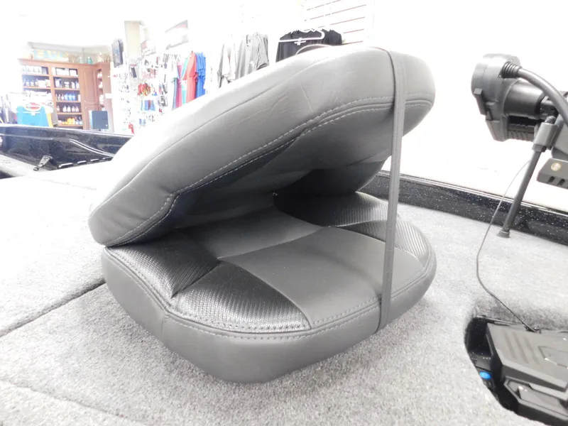 Slide: The Image of Phoenix Bass Boat 819 Pro XP 2025 - 7