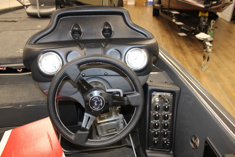 Slide: The Image of Phoenix Bass Boat 721 Pro XP 2025 - 7