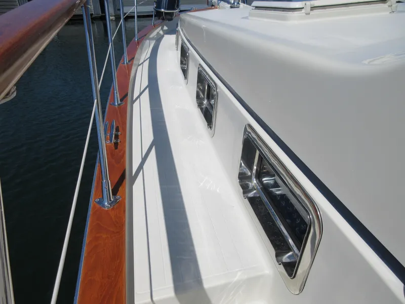 Slide: The Image of Tollycraft 48' Sedan 1982 - 122