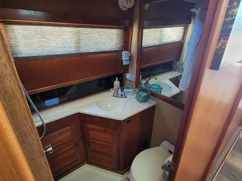 Slide: The Image of Tollycraft 48' Sedan 1982 - 16