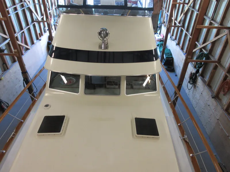 Slide: The Image of Tollycraft 48' Sedan 1982 - 19