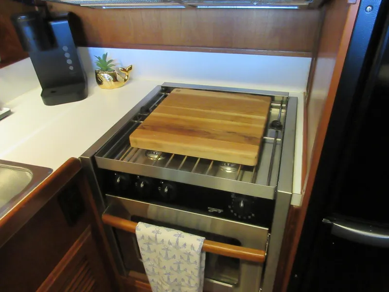 Slide: The Image of Tollycraft 48' Sedan 1982 - 50