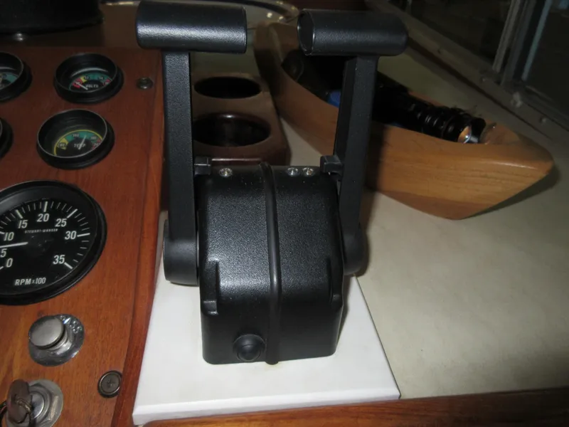 Slide: The Image of Tollycraft 48' Sedan 1982 - 74