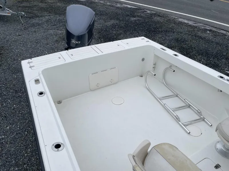 Slide: The Image of Parker Marine 2310WA 2014 - 7