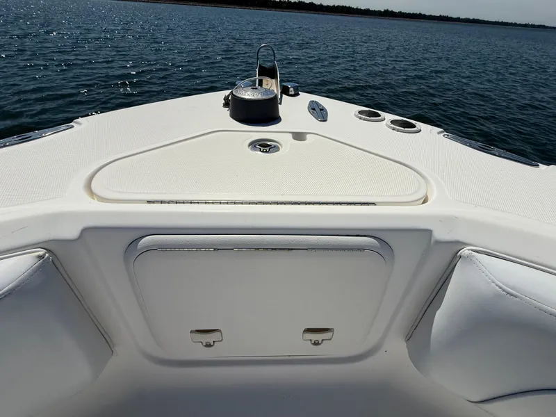 Slide: The Image of Bow view of 2007 Wellcraft 352 Tournament boat on calm water. - 39